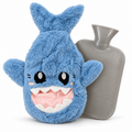 Blue shark plush hot water bottle cover with rubber bottle insert – Sanity | Termofor gumowy z niebieskim pluszowym pokrowcem rekin – Sanity